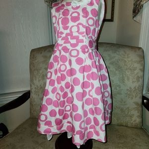 Girls size 6 pink/white dress